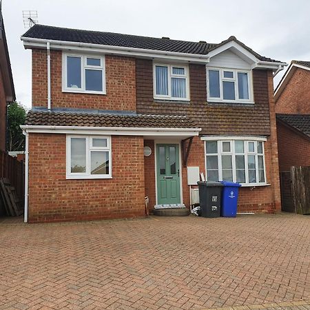 Modern Comfortable Quiet Self Contained Apartments Brackley  Εξωτερικό φωτογραφία